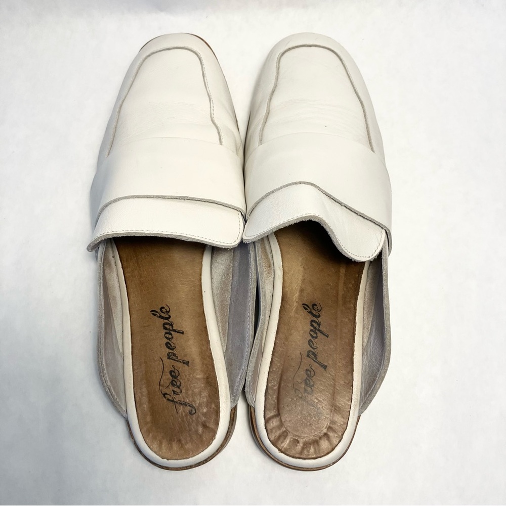 Free People White Leather At Ease Slip On Loafer Size 37 US 6.5 - Picture 2 of 6
